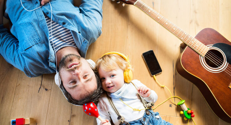 راهکارهایی یرای علاقمند کردن کودکان به موسیقی