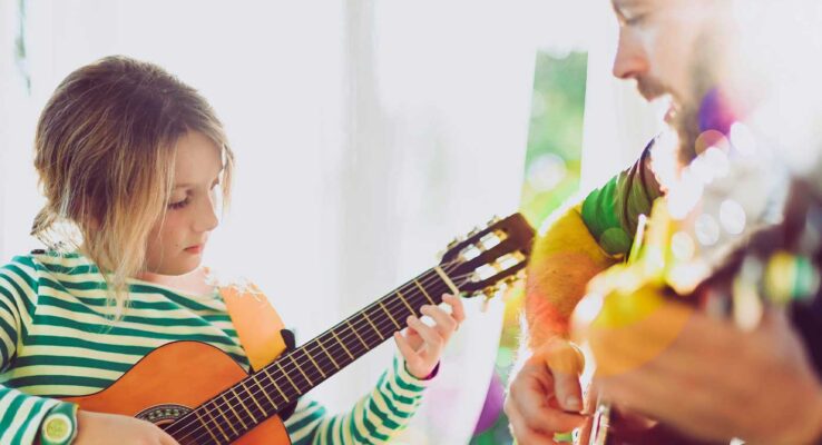 فواید موسیقی درمانی برای اوتیسم